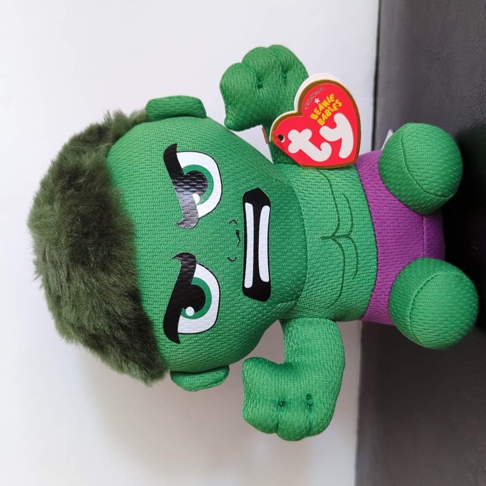TY Beanie Babies Marvel Avengers Incredible Hulk small plush /New with tag
